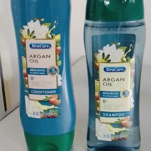 CHAMPÚ Y ACONDICIONADOR's photo #2